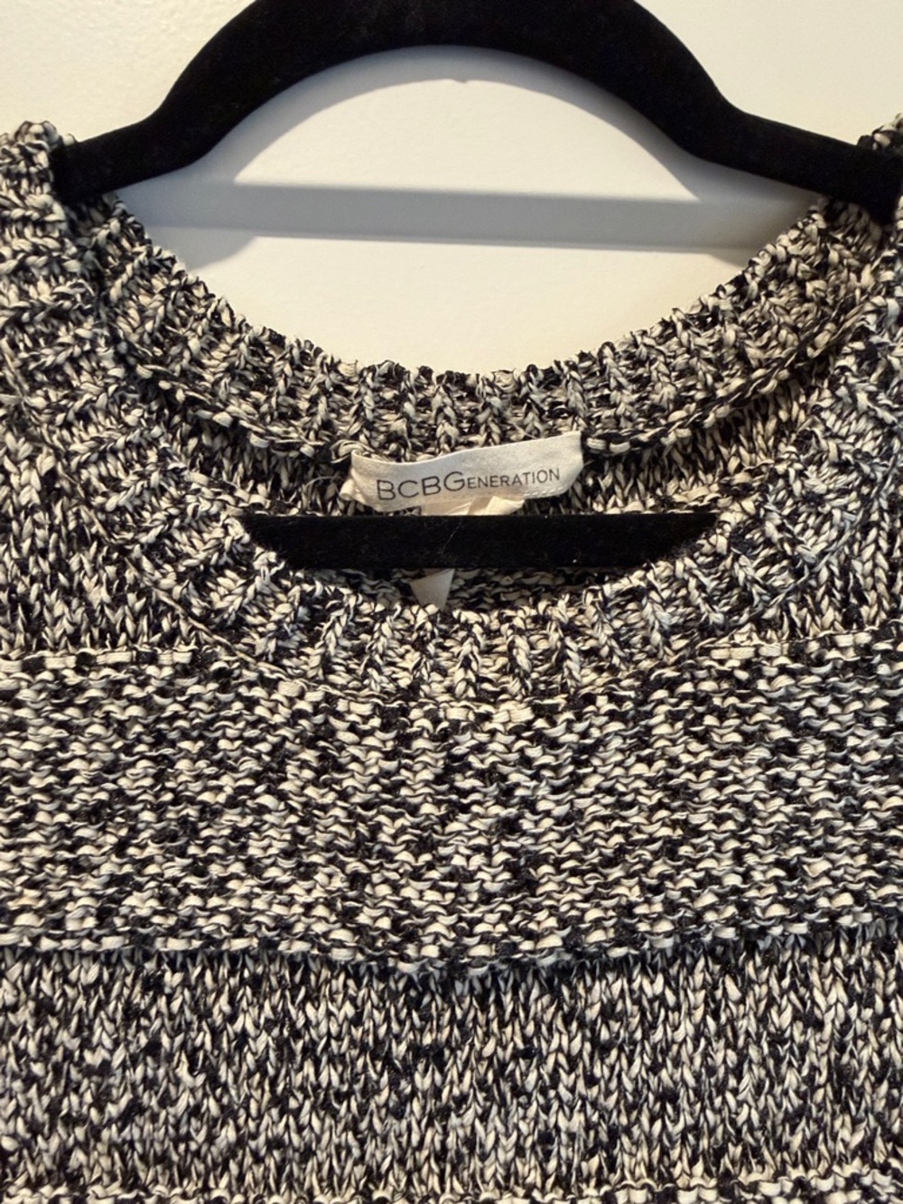 BCBGeneration Black & White Marled Crewneck Sweater - Picture 3 of 3